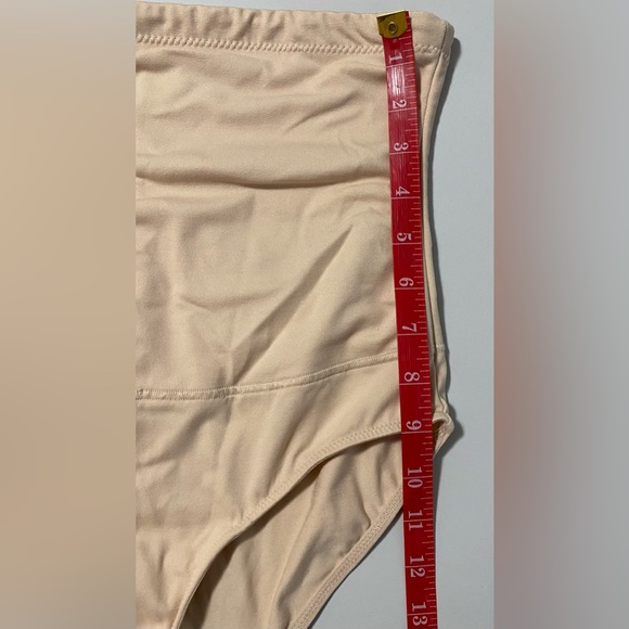 Maidenform High Waisted Tummy Control Brief - Picture 13 of 15